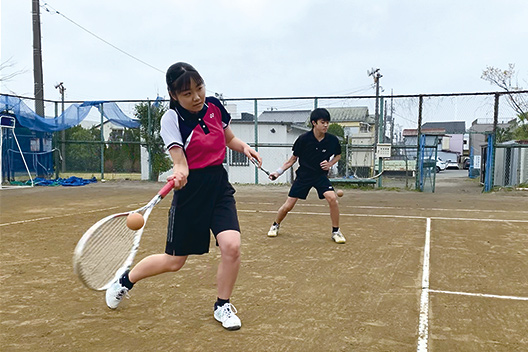 ソフトテニス部